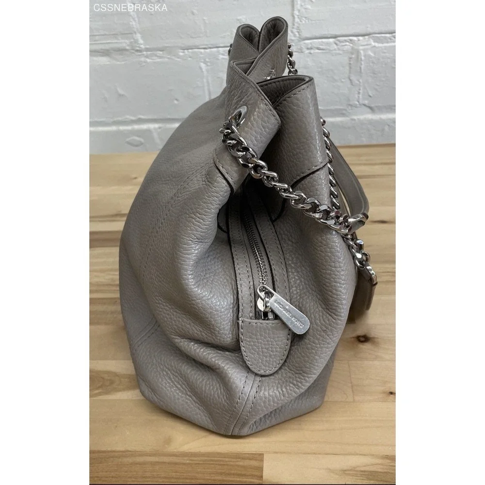 Michael Kors Gray Pebble Leather Jet Set Chain Strap Double Shoulder Bag -M‎